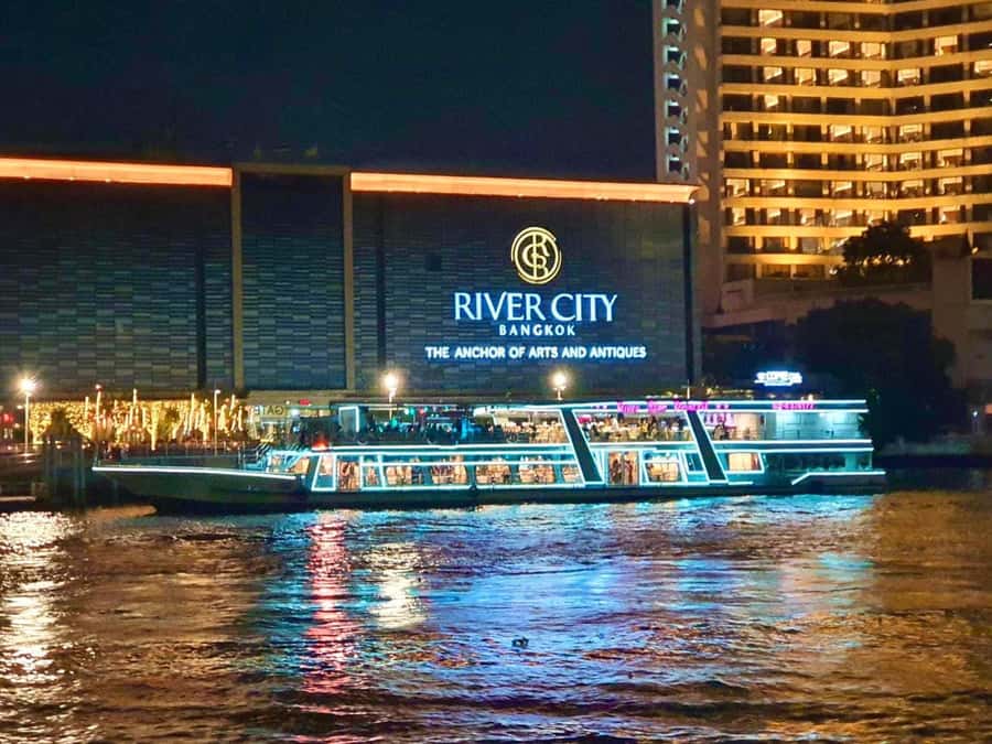 Bangkok: River Star Princess Chao Phraya Dinner Cruise - Beginning at the River Star Princess office