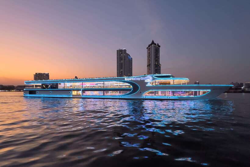 Bangkok: Royal Galaxy Dinner Cruise with Siam Fantasy Show - My advice for choosing sunset or dinner