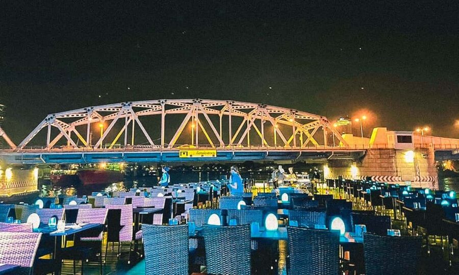 Bangkok: Royal Princess Cruise with Buffet Dinner & Show - Thai and international buffet dinner