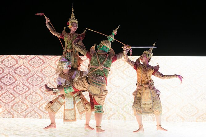 Bangkok Sawasdee Chaophraya Dinner Cruise from ICONSIAM - Music, Thai dance, and the evening mood