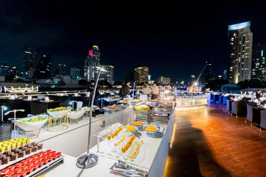 Bangkok: The Opulence Buffet Dinner Cruise with Live Band - The Grand Palace from the Chao Phraya