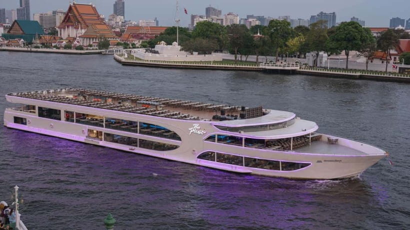 Bangkok: The Planet Chao Phraya River Dinner Cruise - Buffet dinner with seafood, fruit, and desserts