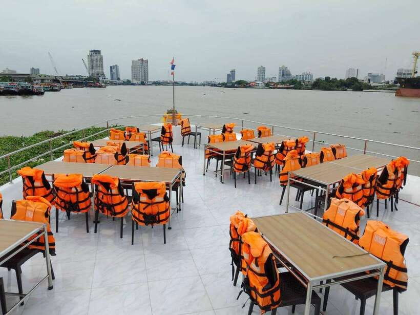Bangkok: Unicorn Chao Phraya River Dinner Cruise - Starting at ICONSIAM Pier 4
