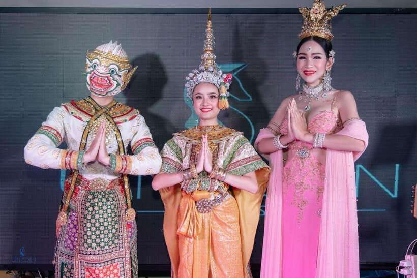 Bangkok: Unicorn Chao Phraya River Dinner Cruise - Passing Wat Pho, Wat Phra Kaew, and the Grand Palace