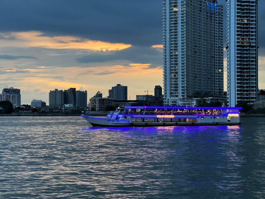 Bangkok: VELA Dinner Cruise Ticket - What the VELA evening is really about