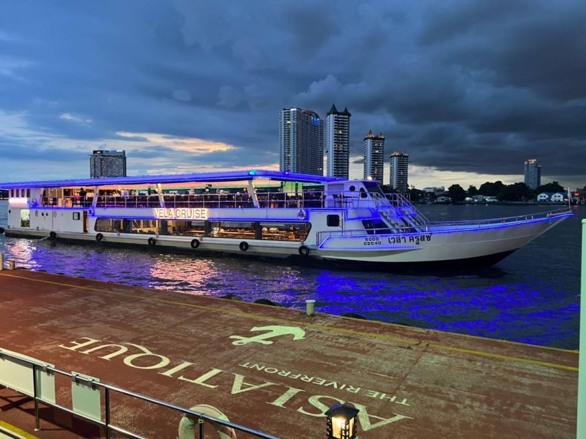 Bangkok: VELA Dinner Cruise Ticket - Setting off on the Chao Phraya