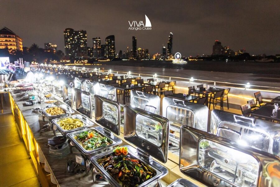 Bangkok: Viva Alangka Chao Phraya Dinner Cruise - A Bangkok evening built around the Chao Phraya