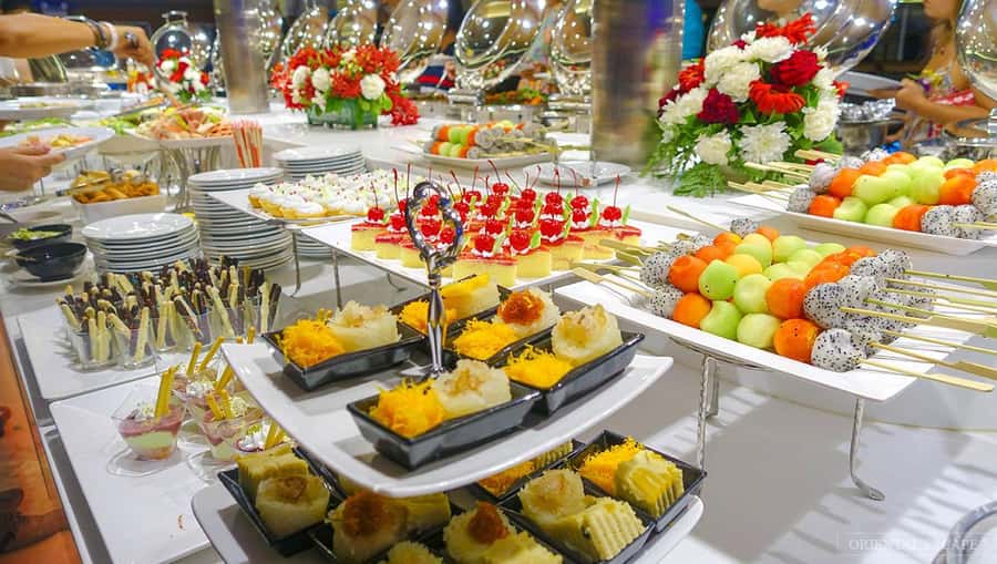 Bangkok: Wonderful Pearl Dinner Cruise and Live Performance - Who will enjoy the Wonderful Pearl most?