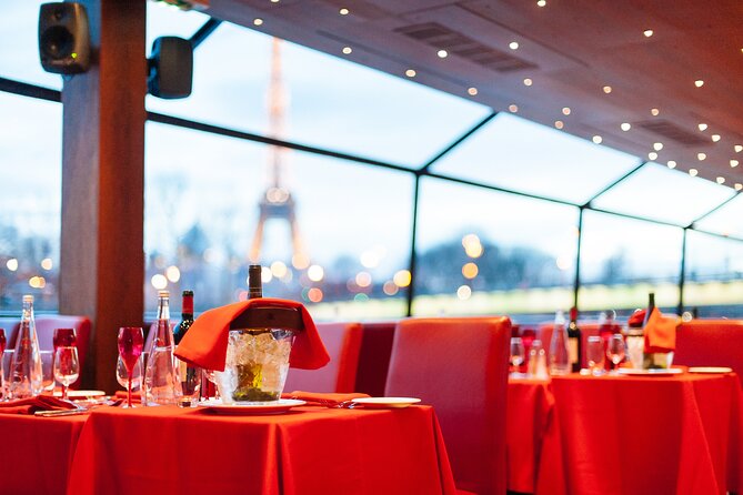 Bateaux Mouches Dinner Cruise on the Seine River in Paris - Two menus, two different levels of seating