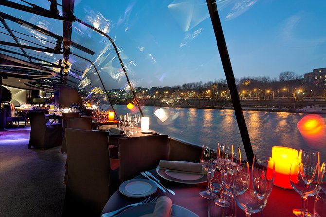 Bateaux Parisiens Seine River Gourmet Dinner & Sightseeing Cruise - Notre Dame, Île Saint-Louis, and the medieval heart of Paris