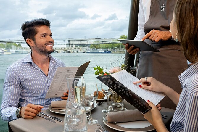 Bateaux Parisiens Seine River Gourmet Lunch & Sightseeing Cruise - The lunch, aperitif, and service choices