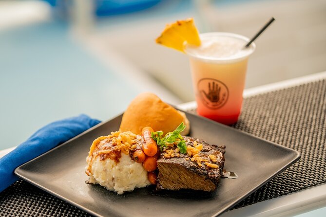 Big Island Historical Dinner Cruise to Kealakekua Bay - Comfort, weather, and who should book