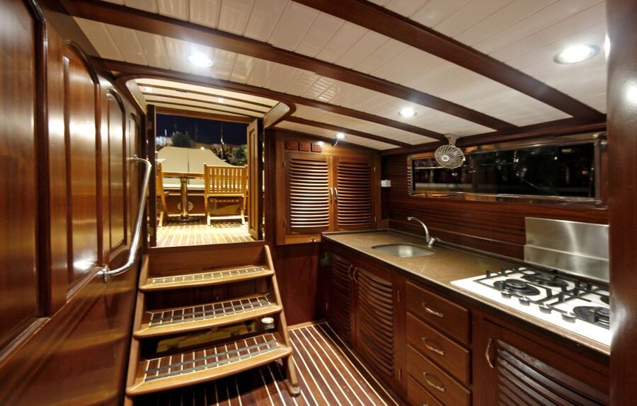 Bodrum: All-day Private Boat Cruise with Lunch - Seven hours around Bodrum, on your own boat