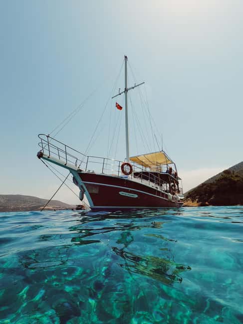 Bodrum: All-day Private Boat Cruise with Lunch - Choosing the right route from three very different options
