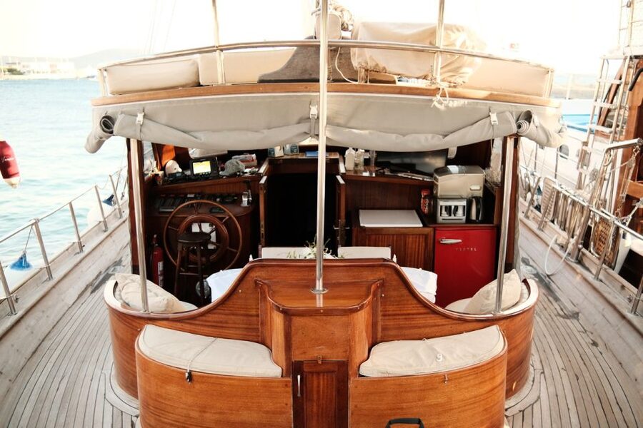 Bodrum: All-day Private Boat Cruise with Lunch - Lunch on board, with three main choices