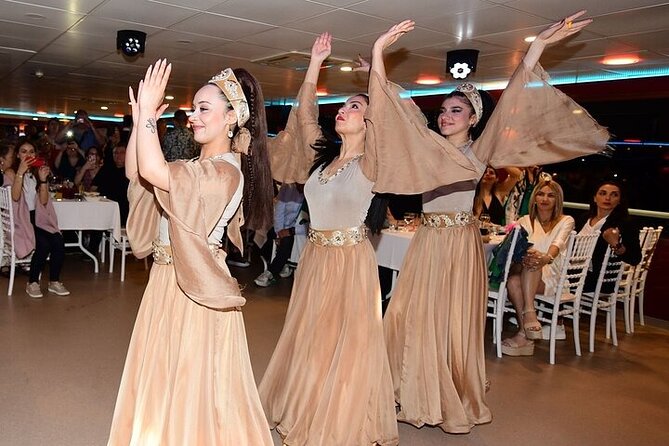 Bosphorus Dinner Cruise from Istanbul with Transfer and Shows - Dinner choices and what the $40 price covers
