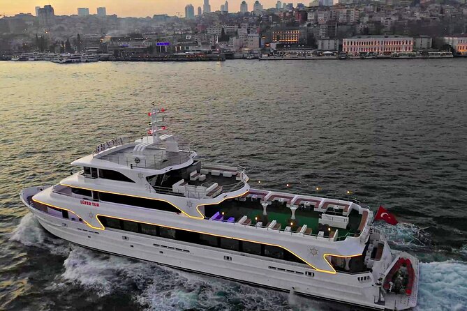 Bosphorus Dinner Cruise with Show and Private Table - Why a Bosphorus dinner works so well at night