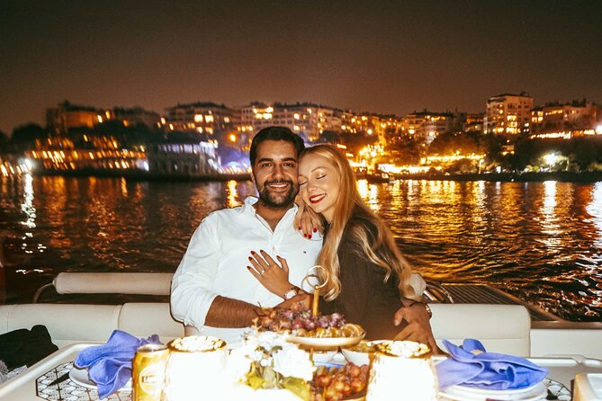 Bosphorus Dinner / Lunch Cruise - Private and Customizable - Maiden’s Tower and Istanbul’s romantic side