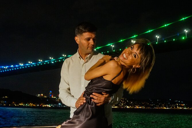 Bosphorus Dinner / Lunch Cruise - Private and Customizable - Seeing Hagia Sophia from the Bosphorus
