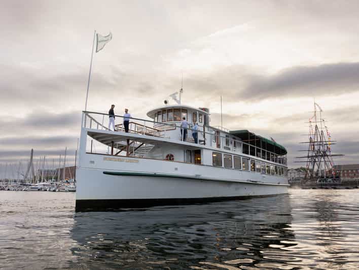Boston Harbor: Winter Holiday Weekend Brunch Cruise - Booking details worth knowing