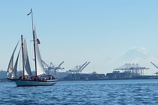 Brunch Cruise with Buffet in Washington - Coffee, Fruit, and a Small Brunch Buffet