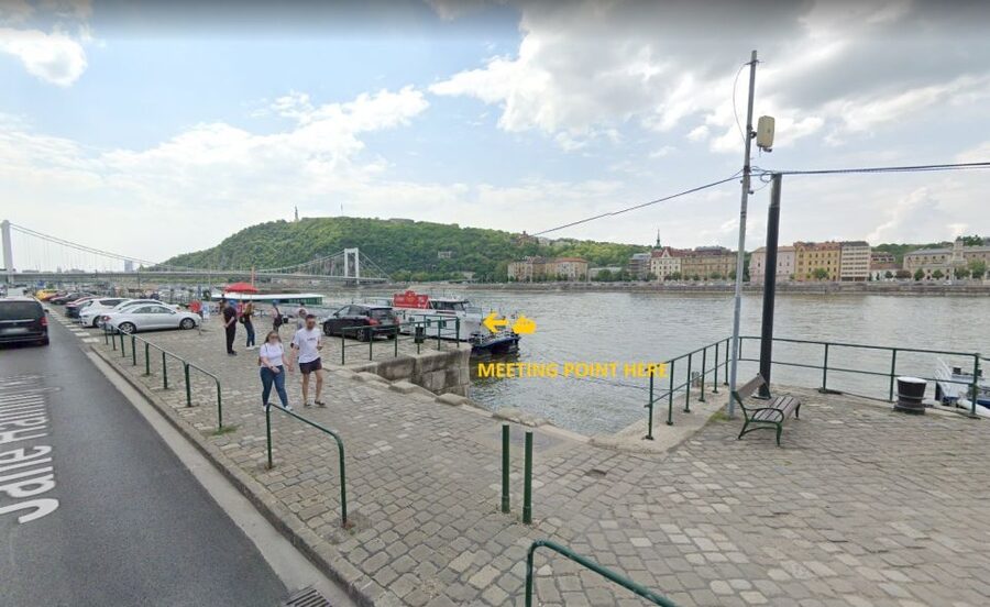 Budapest: Evening Cruise and Dinner with Welcome Drink - How the two-hour schedule feels