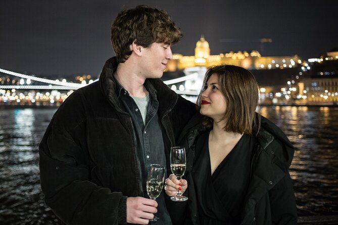Budapest Evening Cruise with Entertainment and Drink Options - Why Budapest looks better from the Danube at night