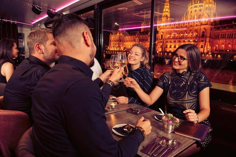 Budapest: Prosecco Dinner Cruise with Live Music - The route from Elizabeth Bridge to Parliament