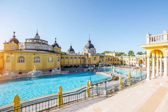 Budapest Széchenyi Spa with Danube Cruise and Optional Dinner - Lockers or cabins: what you actually get