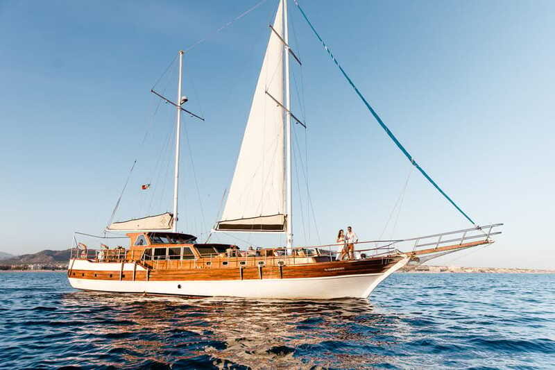 Cabo: Luxury Yacht Snorkel Cruise with Lunch and Open Bar - Is $199 a fair price?