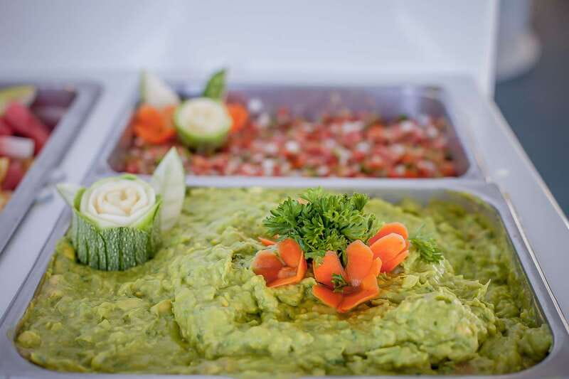 Cabo San Lucas: Sunset Dinner Cruise - Open bar, music, and the social side