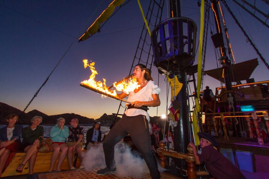 Cabo San Lucas: Sunset Pirate Ship Cruise with Dinner Show - Should you book the Lynn Marie pirate cruise?