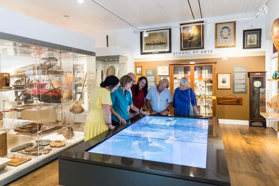 Cairns: City Sights Tour with Evening Dinner Cruise - Key points to know before booking