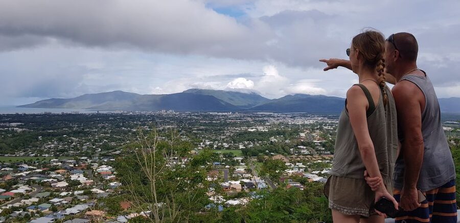 Cairns: City Sights Tour with Evening Dinner Cruise - Is $175 a fair price?