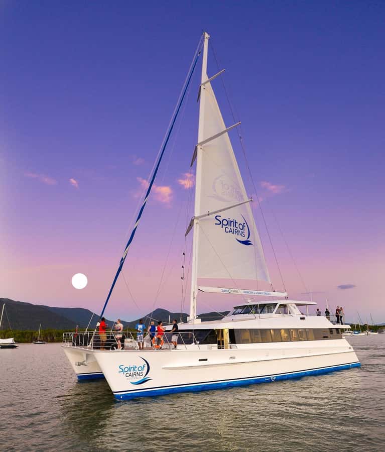Cairns: Spirit of Cairns Dinner Cruise - The timing matters more than you might expect