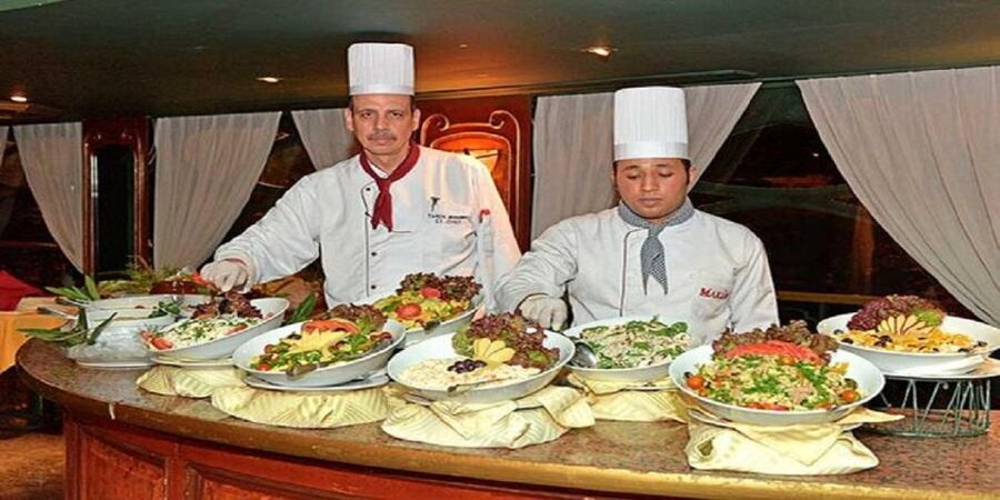 Cairo: Buffet Dinner Cruise with Folkloric Show - Who will enjoy this cruise most