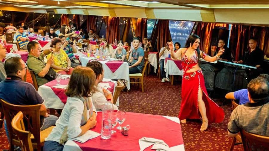 Cairo : Cairo Nile Dinner Cruise and Show - What the two-hour Nile cruise is really like
