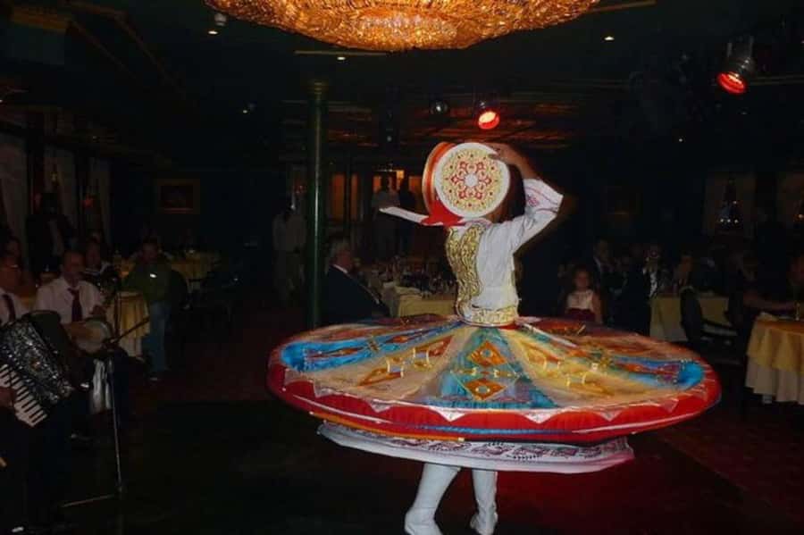 Cairo : Cairo Nile Dinner Cruise and Show - Should you book the Cairo Nile dinner cruise?