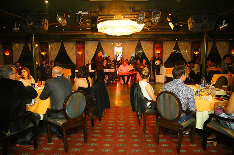 Cairo: Nile Maxim Luxurious Dinner Cruise with Dance Show - Who will enjoy this cruise most
