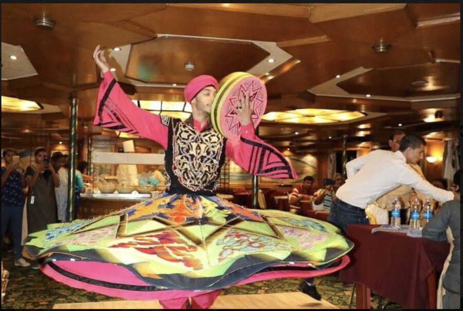 Cairo: Nile River Dinner Cruise with Belly Dance and Tanoura - Timing problems deserve attention