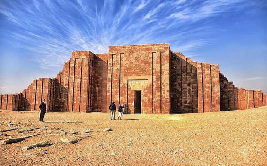 Cairo : Sakkara, Memphis ,Dahshur and Nile dinner cruise - Inside the Red Pyramid at Dahshur
