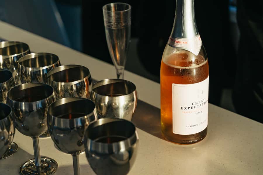 Cape Town: Sunset Champagne Cruise and 3-Course Dinner - Setting sail from the V&A Waterfront