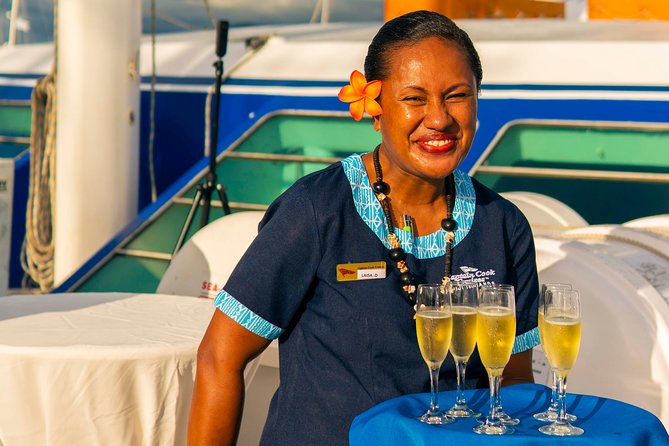 Capt Cook Cruises Super Saver Combo: Day Sail + Dinner Cruise - A three-hour sunset cruise around Nadi Bay