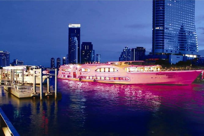 Chao Phraya River Serenade: VIVA Alangka Dinner Cruise, Bangkok - Is $31.57 good value?