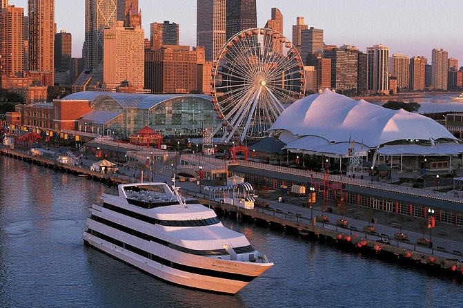 Chicago Premier Dinner Cruise on Lake Michigan - Starting at Navy Pier on a Chicago evening