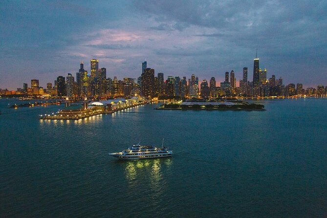 Chicago Signature Dinner Cruise on Lake Michigan - Key points before you book