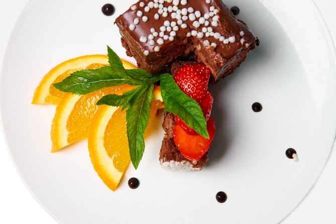Christmas Day Dinner Cruise on Sydney Harbour - What is included in the Christmas buffet