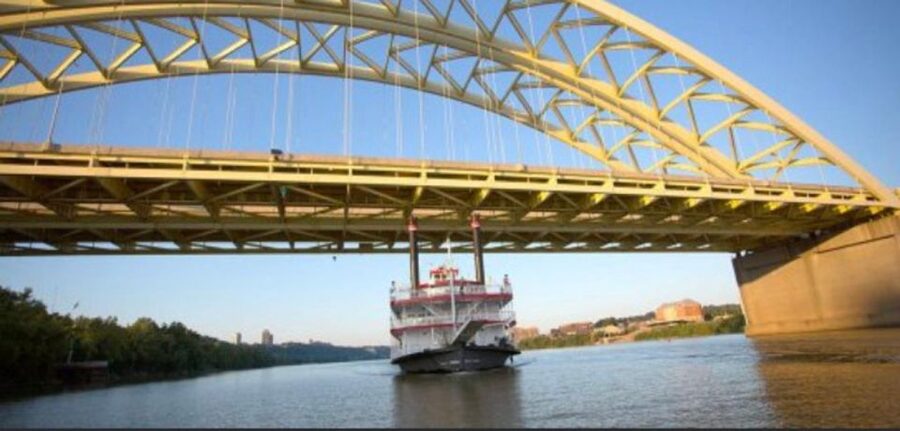 Cincinnati: Dixieland Jazz Brunch Cruise - A two-hour cruise with an easy Sunday pace