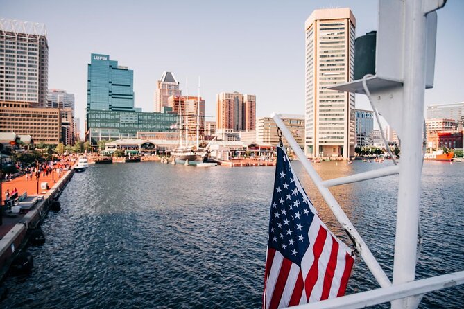 City Cruises Baltimore: Signature Lunch Cruise - Upper-deck views and the best time to look outside