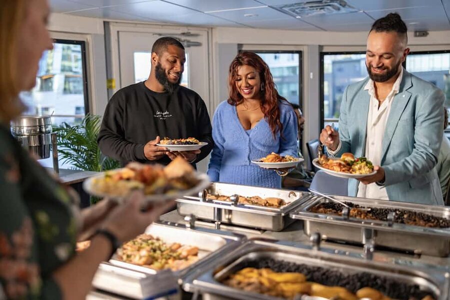 City Cruises Boston: Harbor Buffet Lunch or Dinner Cruise - Key points at a glance
